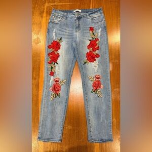 ThCreasa 3D Floral Embroidered Women's Straight Leg Jeans Stretch. No size tag.